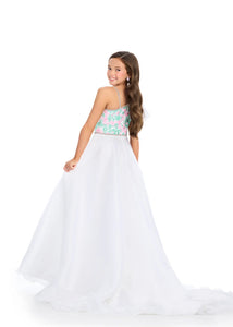 ASHLEYlauren 8300